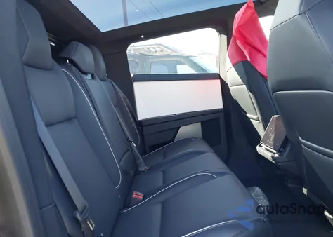 2025 Tesla Cybertruck Cyberbeast z USA, uszkodzony, nr VIN 7G2CEHEEXSA060030